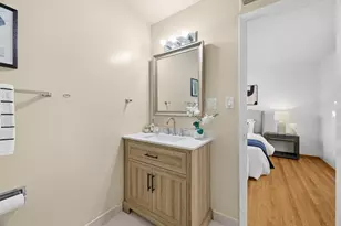 1307 Centennial Ct, San Jose, CA 95129 - Photo 19
