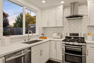 1844 Nash Dr, San Mateo, CA 94401 - Photo 67