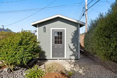 1844 Nash Dr, San Mateo, CA 94401 - Photo 51