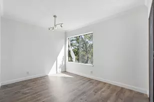 3358 La Mesa Dr 7, San Carlos, CA 94070 - Photo 11