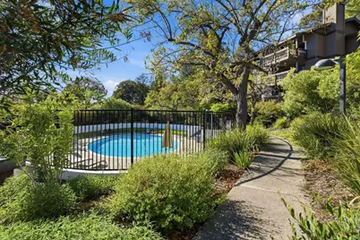 3358 La Mesa Dr 7, San Carlos, CA 94070 - Photo 27