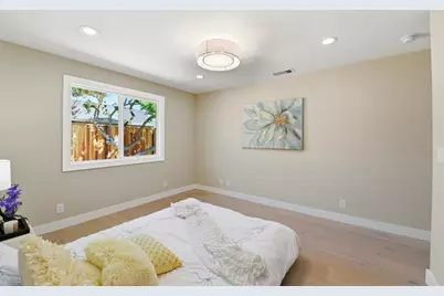 114 Cumulus Ave, Sunnyvale, CA 94087 - Photo 27