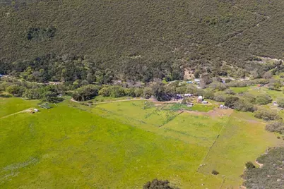 42001 Carmel Valley Rd, Greenfield, CA 93927 - Photo 9