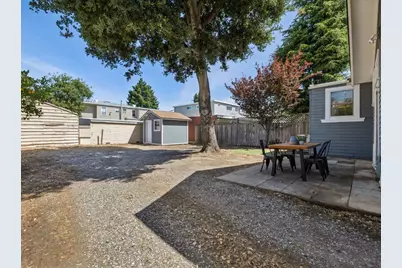 319 Catalpa St, San Mateo, CA 94401 - Photo 75