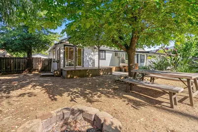 1131 Shamrock Dr, Campbell, CA 95008 - Photo 53