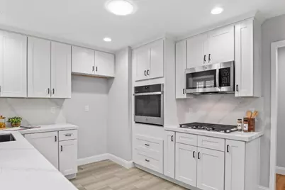 1617 Blackhawk Dr, Sunnyvale, CA 94087 - Photo 11
