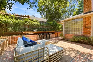 9858 Golf Links Rd, Oakland, CA 94605 - Photo 29