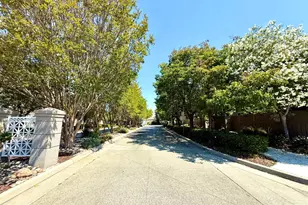 139 Griglio Dr, San Jose, CA 95134 - Photo 47
