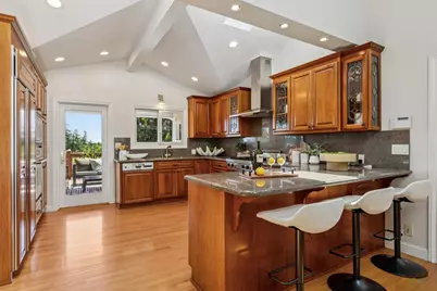 20995 Canyon View Dr, Saratoga, CA 95070 - Photo 13