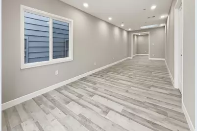 390 Guttenberg St, Daly City, CA 94014 - Photo 9