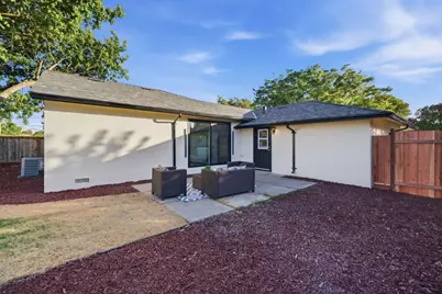5430 Clovercrest Dr, San Jose, CA 95118 - Photo 25