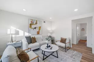 5430 Clovercrest Dr, San Jose, CA 95118 - Photo 9