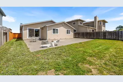 654 Imperial Dr, Pacifica, CA 94044 - Photo 31