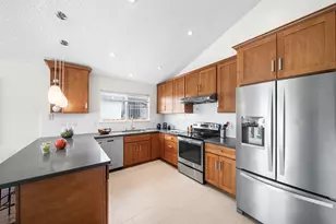 654 Imperial Dr, Pacifica, CA 94044 - Photo 7