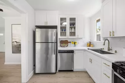 545 Rollins Rd, Burlingame, CA 94010 - Photo 11