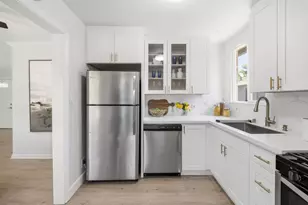 545 Rollins Rd, Burlingame, CA 94010 - Photo 11