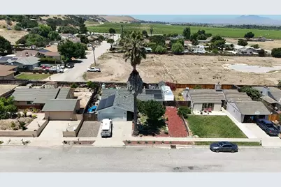 45201 Crown Ave, King City, CA 93930 - Photo 1