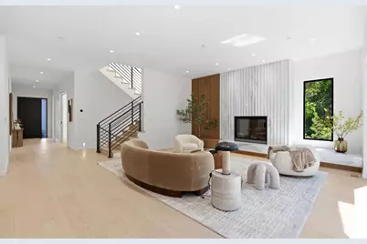 2540 Howard Ave, San Carlos, CA 94070 - Photo 9