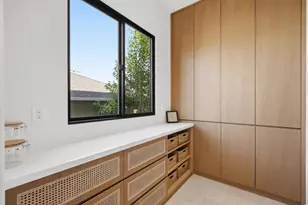 2540 Howard Ave, San Carlos, CA 94070 - Photo 19