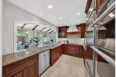 19546 Vineyard Ln, Saratoga, CA 95070 - Photo 7