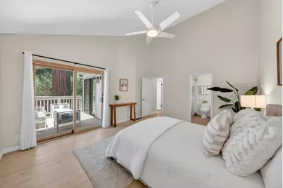 19546 Vineyard Ln, Saratoga, CA 95070 - Photo 13