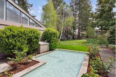 19546 Vineyard Ln, Saratoga, CA 95070 - Photo 23