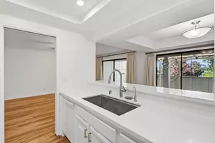 5438 Cribari Green, San Jose, CA 95135 - Photo 11