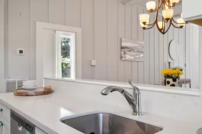 219 Willow St, Pacific Grove, CA 93950 - Photo 17