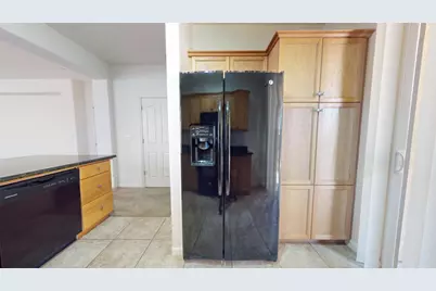 7392 Robinson, Fresno, CA 93737 - Photo 15