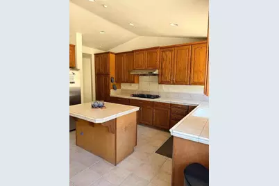 10721 Country Meadows Rd, Salinas, CA 93907 - Photo 11