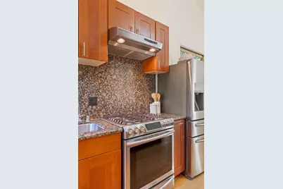 814 Hollenbeck Ave, Sunnyvale, CA 94087 - Photo 9