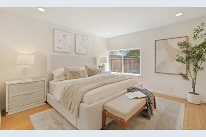 814 Hollenbeck Ave, Sunnyvale, CA 94087 - Photo 11
