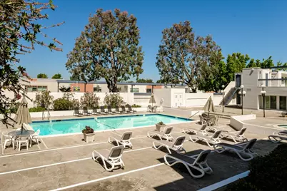1041 Shell Blvd 11, Foster City, CA 94404 - Photo 21