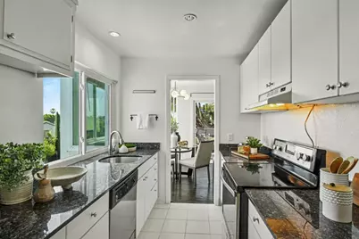 1041 Shell Blvd 11, Foster City, CA 94404 - Photo 9