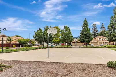 9632 Cherrywood Ct, Gilroy, CA 95020 - Photo 43