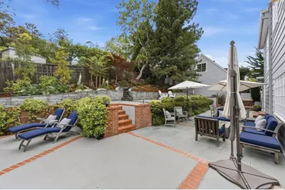 2835 Hillside Dr, Burlingame, CA 94010 - Photo 33