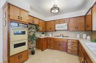 24 Scharff Ave, San Jose, CA 95116 - Photo 11
