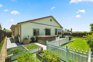 1400 Sawtooth Dr, Hollister, CA 95023 - Photo 43