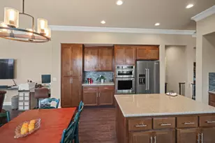 1400 Sawtooth Dr, Hollister, CA 95023 - Photo 17