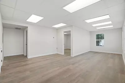 1131 Luchessi Dr, San Jose, CA 95118 - Photo 5