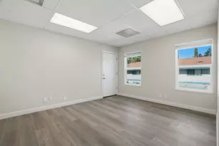 1131 Luchessi Dr, San Jose, CA 95118 - Photo 29