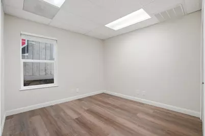 1131 Luchessi Dr, San Jose, CA 95118 - Photo 25