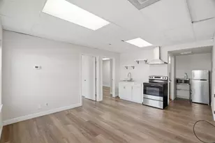 1131 Luchessi Dr, San Jose, CA 95118 - Photo 21