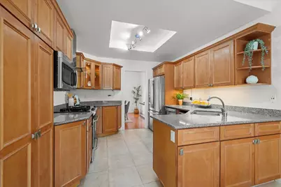 13 Charthouse Ln, Foster City, CA 94404 - Photo 15