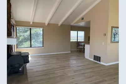 60 Franks Dr, Hollister, CA 95023 - Photo 13