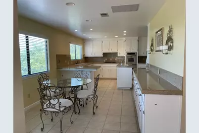 60 Franks Dr, Hollister, CA 95023 - Photo 9