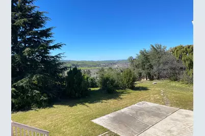 60 Franks Dr, Hollister, CA 95023 - Photo 19