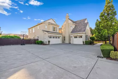 19011 Clayton Ave, Morgan Hill, CA 95037 - Photo 15