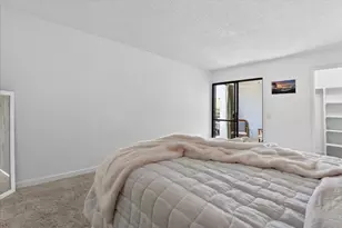 500 Glenwood Cir 224, Monterey, CA 93940 - Photo 15