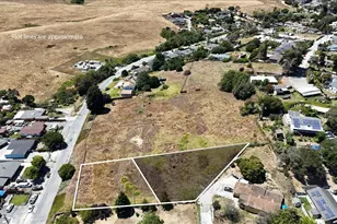 13 Thomas Rd, Royal Oaks, CA 95076 - Photo 1